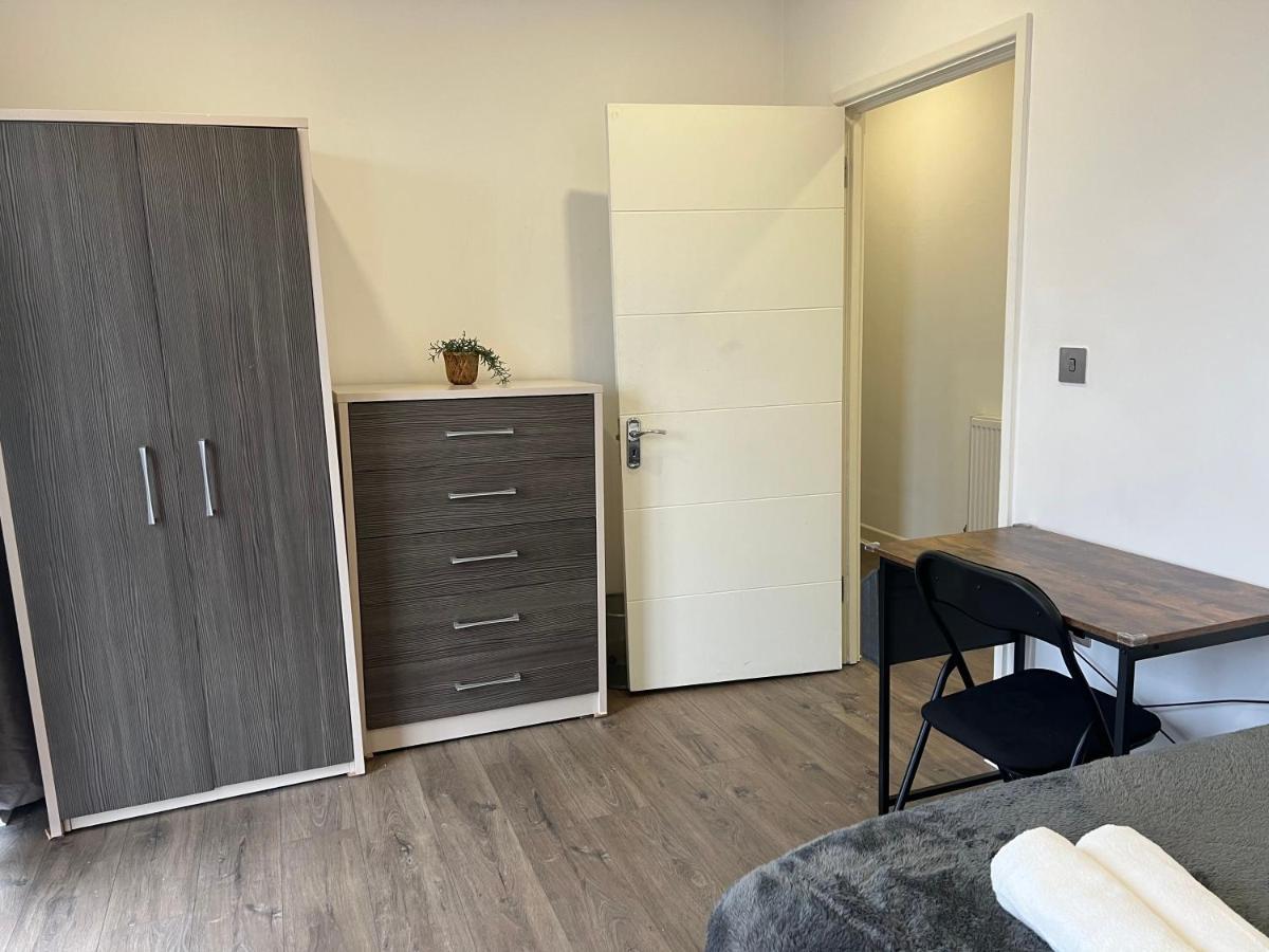 فيلا 3Bed Flat 3Wc And Great Location Near Excel City Airport O2 And Canning Town Station لندن المظهر الخارجي الصورة